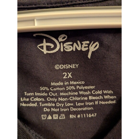 Mickey Mouse and Friends Distressed T-Shirt Black Size 2XL Disney Plus Size - Picture 4 of 4